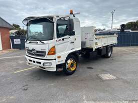 2008 Hino GD1J Tipper Day Cab - picture1' - Click to enlarge