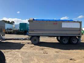 2009 Muscat MT 310-3 Tri Axle Tipping Dog Trailer - picture1' - Click to enlarge