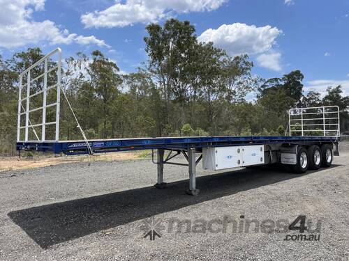 2022 Maxitrans 45Ft Flat Top Semi Trailer