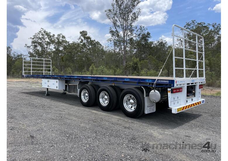 2022 Maxitrans 45Ft Flat Top Semi Trailer