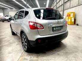 2012 Nissan Dualis Ti Petrol - picture0' - Click to enlarge