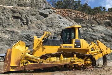 Komatsu   Dozer 2003