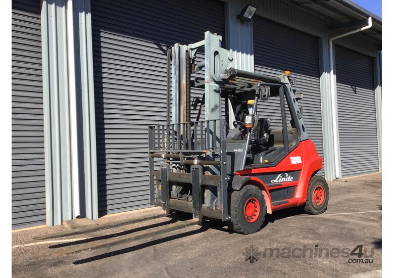 caption Linde Diesel 6T Forklift - Well Maintained, Low Hours, Versatile Machine!