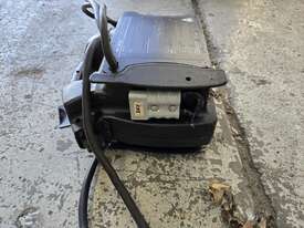 Projecta 3000A Jumpstarter 12/24 Volt (Council Asset) - picture2' - Click to enlarge