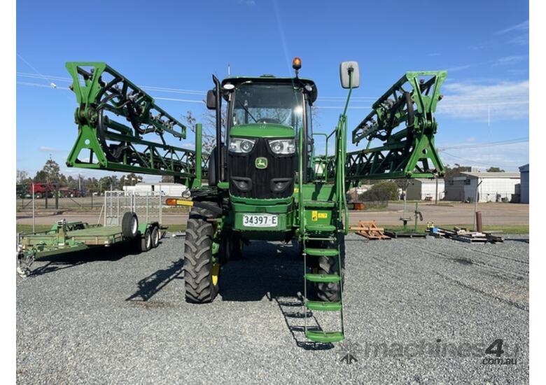 caption 2018 John Deere R4023 Sprayers