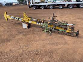 Aussie Driver 3 Point Linkage Driver and Auger - picture2' - Click to enlarge