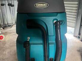 Tennant T7  Ride Scrubber With New Battery  - picture2' - Click to enlarge