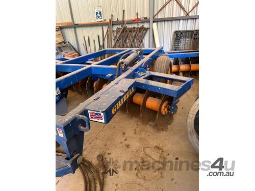 Grizzly 24 Disc Offset Plough GT024