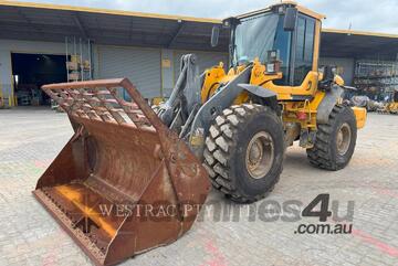 Volvo   L90F Wheel Loader