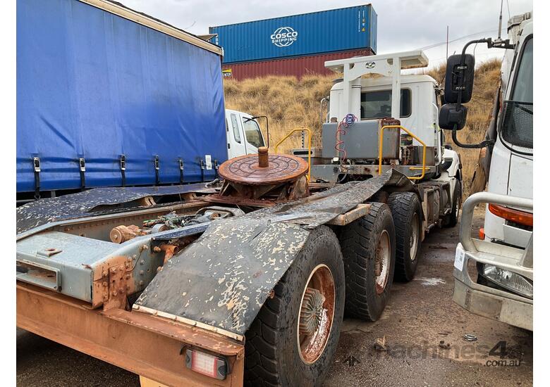 caption 2020 Mack Titan Tri Drive Prime Mover