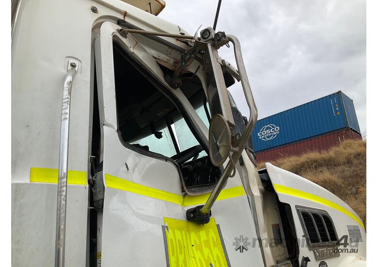 caption 2020 Mack Titan Tri Drive Prime Mover