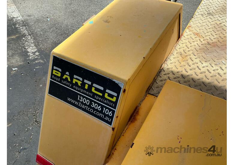 caption 2011 Bartco VMS400 VMS Board (Trailer Mounted)