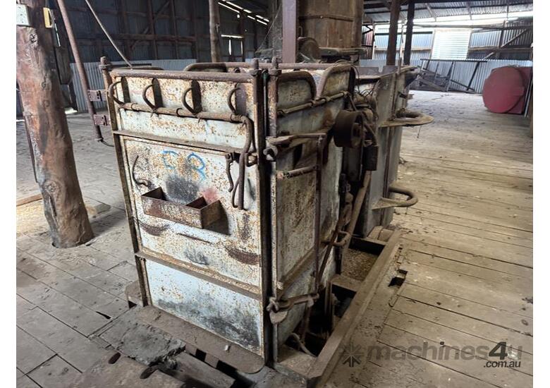caption HYDRA MOBILE Wool Press