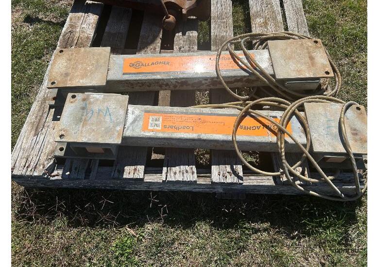 caption Gallagher Load Bars