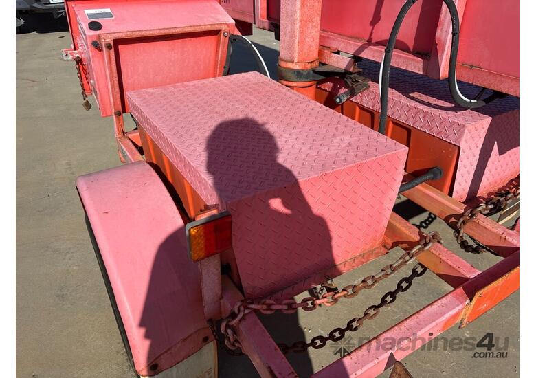 2007 Vermac Single Axle Sign Board Trailer