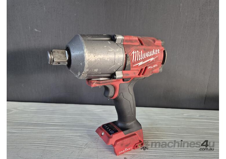 caption Milwaukee 18V FUEL™ ONE-KEY™ Brushless 3/4