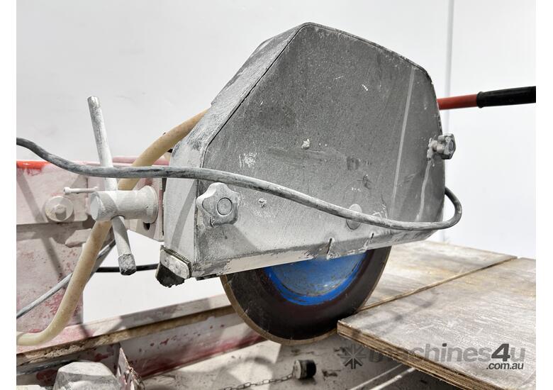 caption Husqvarna TS350E Masonry Saw