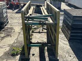 Lite Guard Trench Shield - picture1' - Click to enlarge