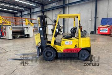 Hyster   2.5 ton LPG Forklift