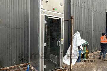 Kroell Lufttechnik pressurised filtered air walk through airlock chamber seal air lock