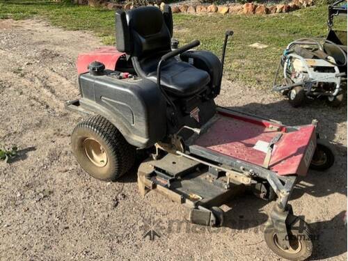 caption Parklander Zero Turn Mower