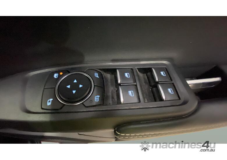 caption 2023 Ford Everest Platinum Wagon T/Diesel (Auto) (Ex Lease)