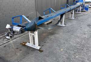 OMGA Large 8m conveyor 0.37kw motorised motor 220mm rubber belt OMGA Large 8m conveyor 0.37kw motorised motor 220mm rubber belt