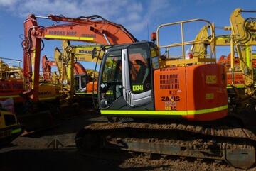 Hitachi ZX225USLC-3 Excavator Steel Tracked - 20 to 24 tonne for   Hitachi ZX225USLC-3 Excavator Steel Tracked - 20 to 24 tonne for
