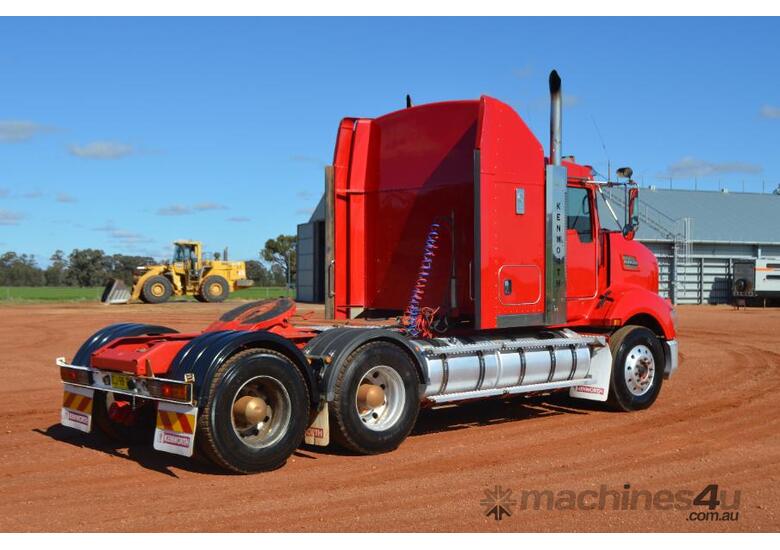 2011 Kenworth T409