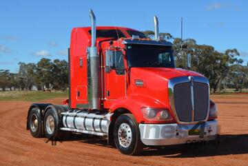 Kenworth 2011   T409