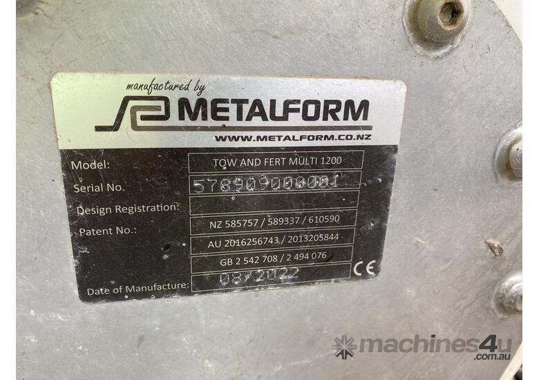 caption Metalform Tow And Fert Multi 1200 Fertiliser Spreader