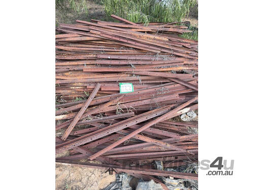 caption scrap Star pickets