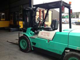 MITSUBISHI FD50C - 5 TONNE CAPACITY - Diesel - Hire - picture2' - Click to enlarge