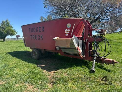 caption Feed Mixing Wagon