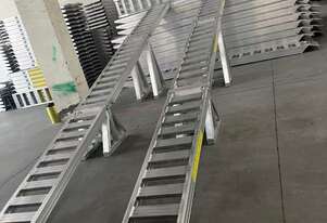 9m 5Tonne Center Supported Loading Ramps