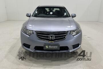 Honda 2013   Accord Euro Petrol Honda 2013   Accord Euro Petrol