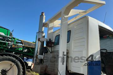 Volvo 2007   FM400 Cab Chassis