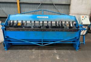 Pacific Mk-3 Panbrake 2440mm x 2mm hydraulic bend, manual clamp