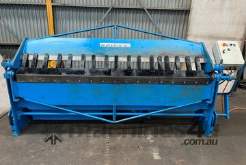 Pacific Mk-3 Panbrake 2440mm x 2mm hydraulic bend, manual clamp