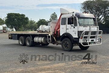 1986 MERCEDES BENZ 2228 6X4 TRUCK WITH HIAB