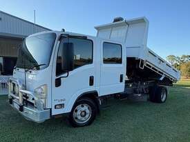 2017 Isuzu NPR Twin Crew Cab - picture10' - Click to enlarge