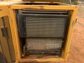 OMC Shockwave Sprint Tree Shaker - picture0' - Click to enlarge