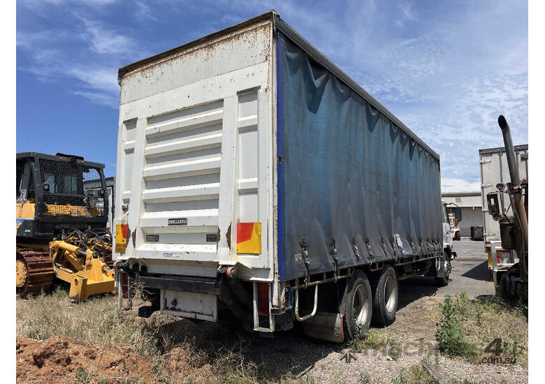 2007 U.D. PK Series Curtainsider