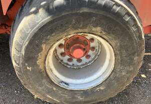 Circa 2005 Massey Ferguson 187SE Crop-Cutter Large Square Baler