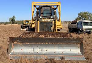 CIRCA CATERPILLAR D6H BULLDOZER & STICK RAKE