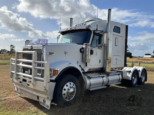 2007 INTERNATIONAL EAGLE 9900I 