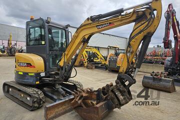 2022 YACHAI YC35SR 3.8T EXCAVATOR WITH A/C CAB, TILT HITCH, BUCKETS AND 785 HOURS