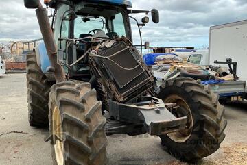 New Holland   T7050 Tractor