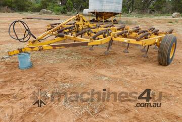 Chamberlain   29 Tyne Scarifier