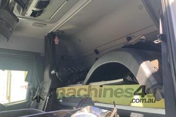 2015 Scania P440 6x4 Sleeper Cab Prime Mover